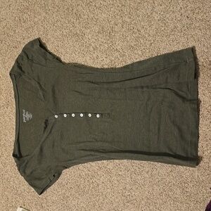 Plain olive green tee